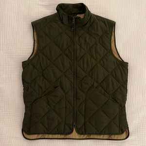 Mens J. Crew Mercantile quilted vest | green | size L